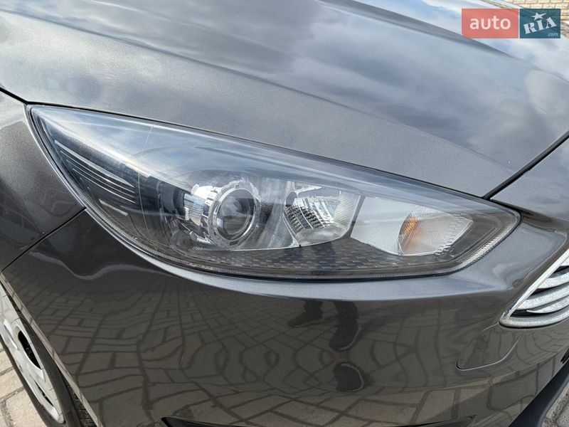 Седан Ford Focus 2016 в Запорожье