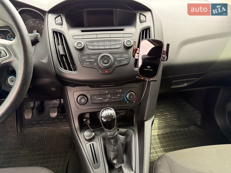 Седан Ford Focus 2016 в Запорожье