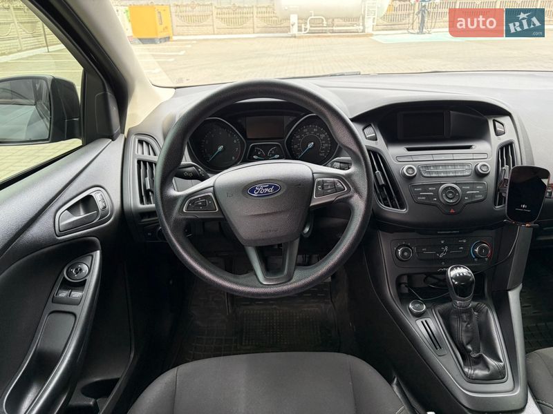 Седан Ford Focus 2016 в Запорожье