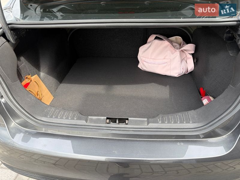 Седан Ford Focus 2016 в Запорожье