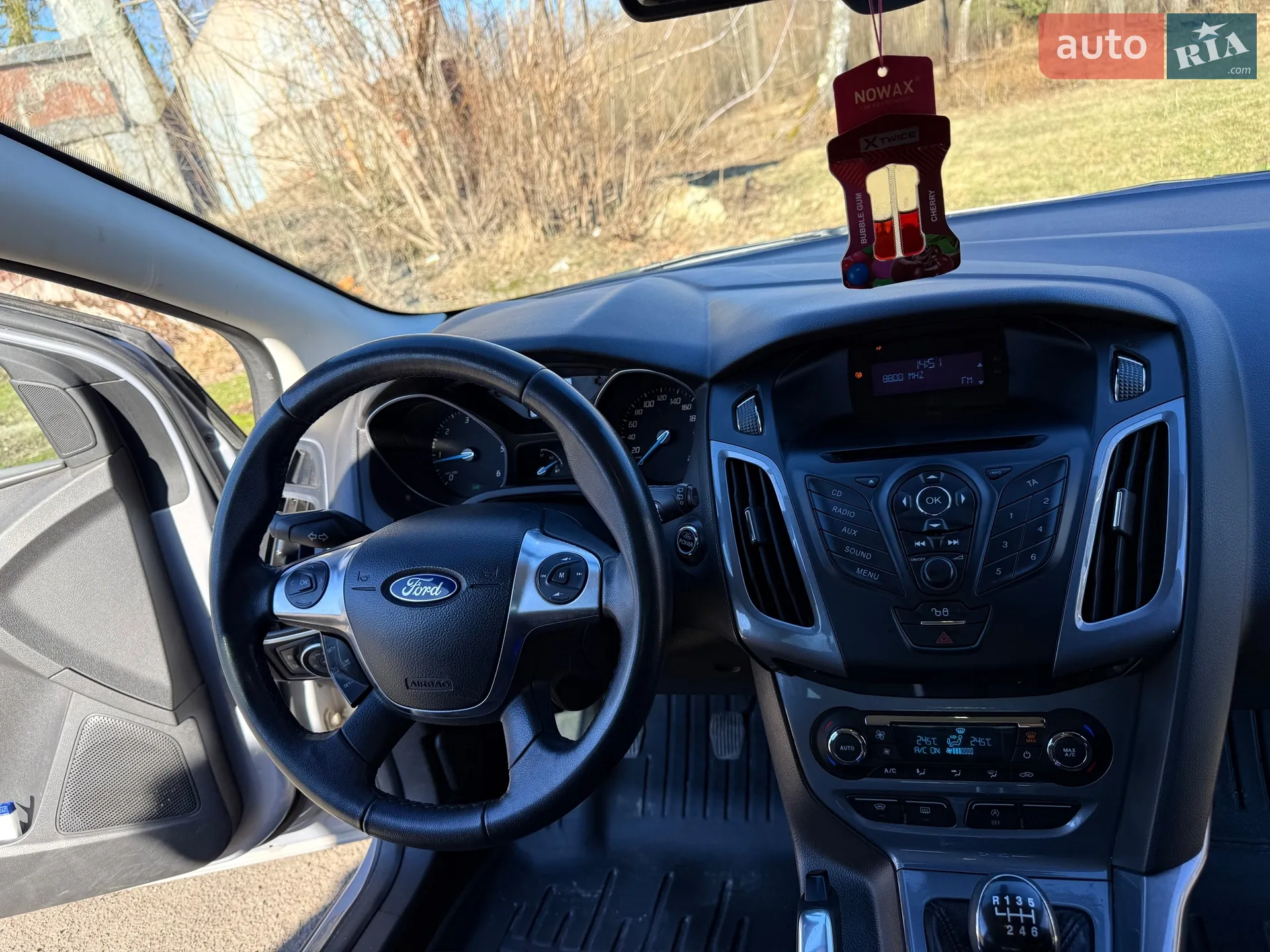 2011 Ford Focus - мініатюра 16