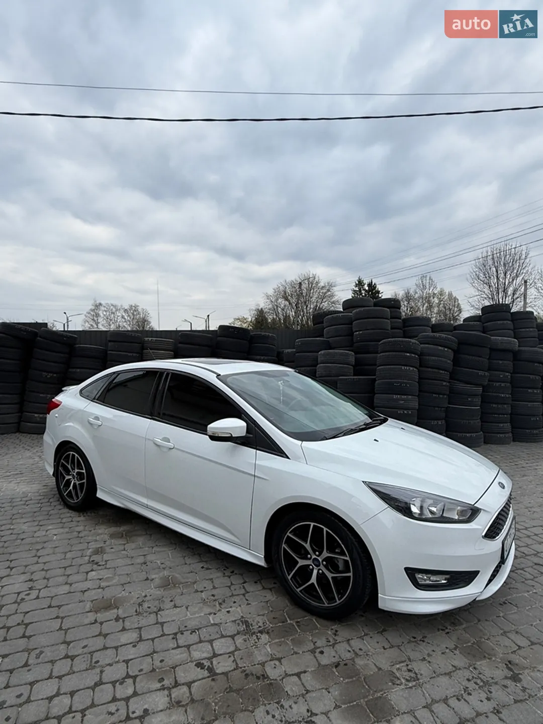 2016 Ford Focus - мініатюра 18