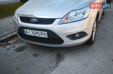 Универсал Ford Focus 2010 в Остроге