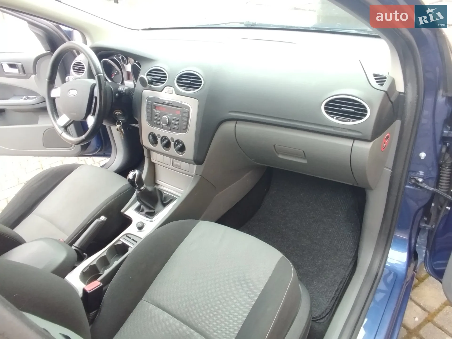 2010 Ford Focus - мініатюра 21