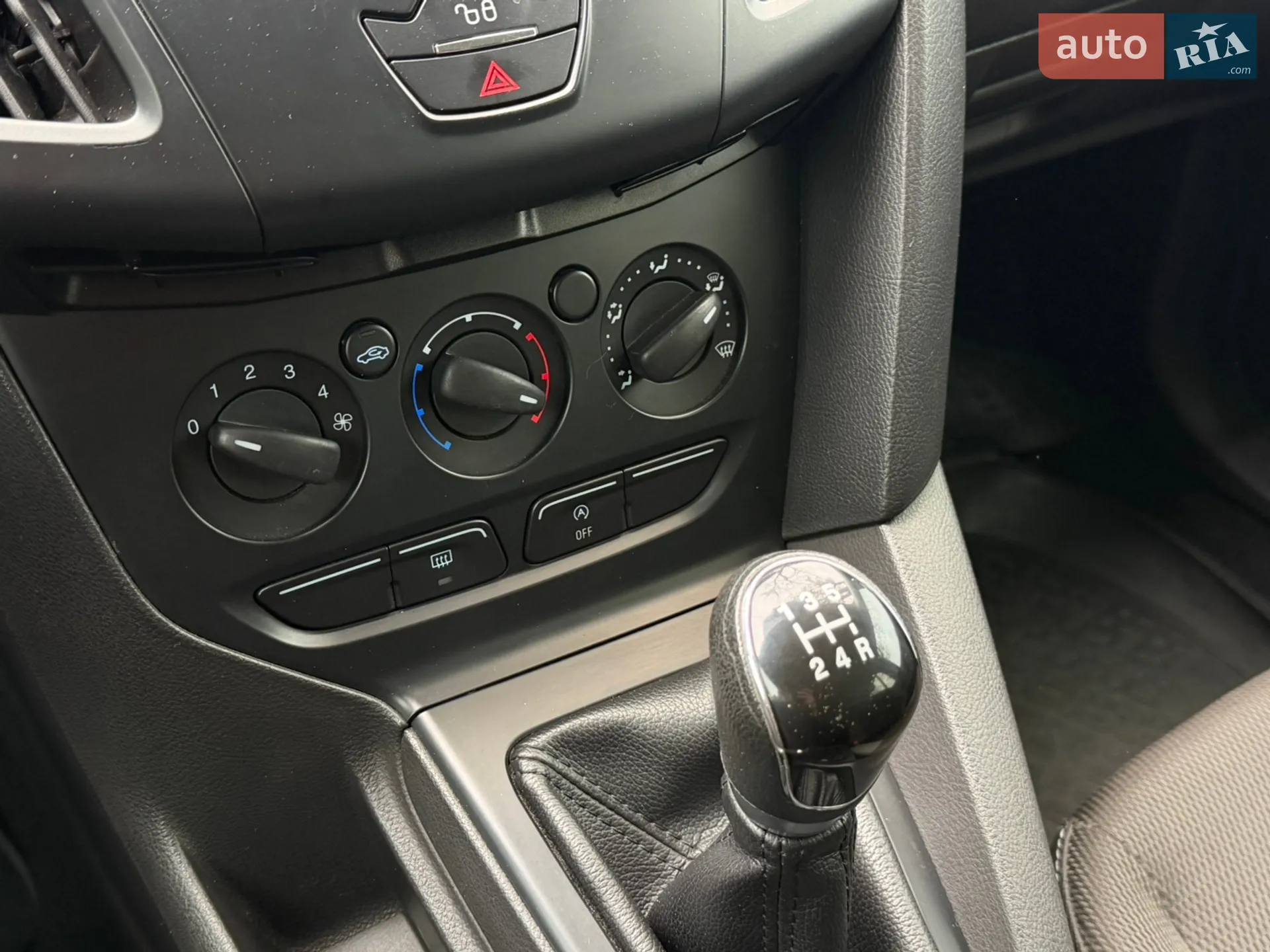 2014 Ford Focus - мініатюра 17