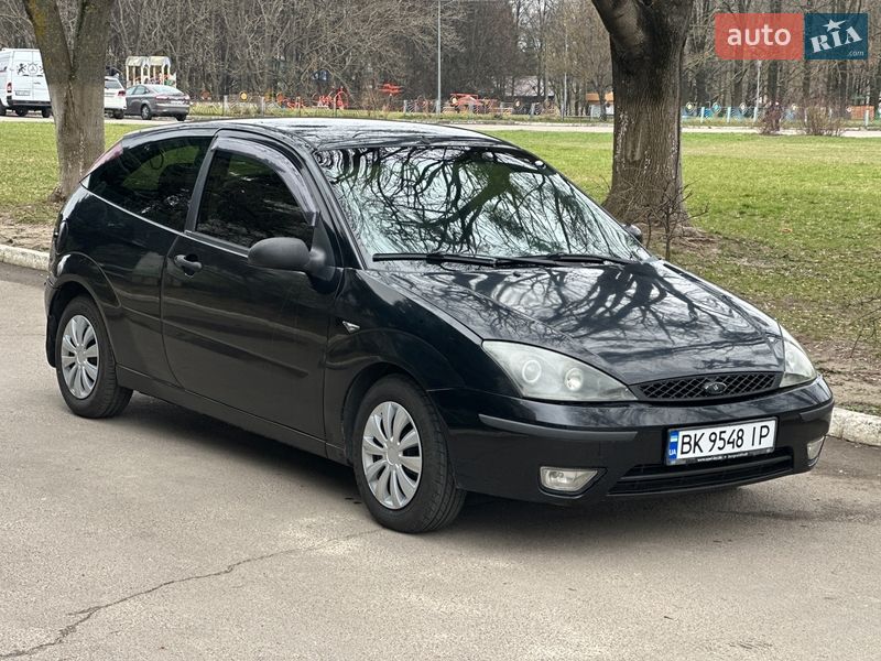 Хэтчбек Ford Focus 2005 в Ровно
