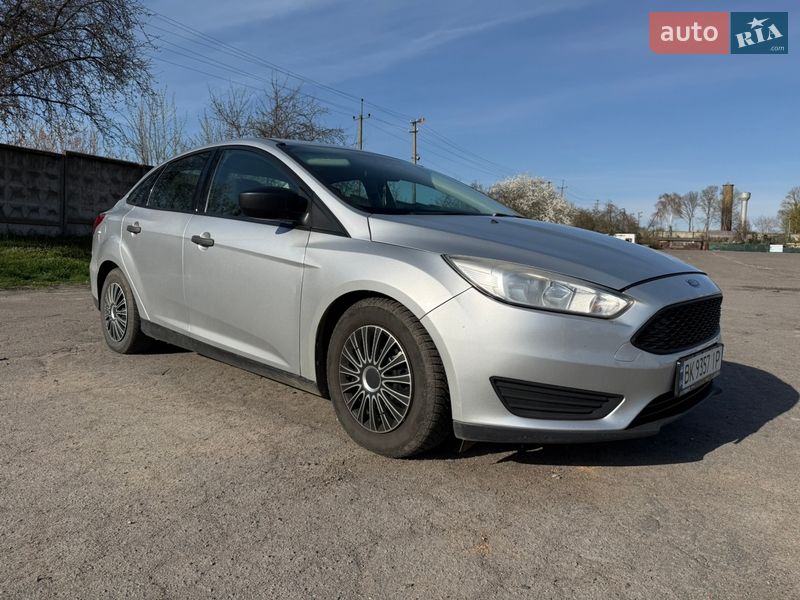 Седан Ford Focus 2017 в Рівному фото Седан Ford Focus 2017 в Рівному