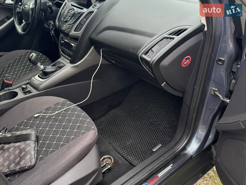 Універсал Ford Focus 2011 в Черкасах