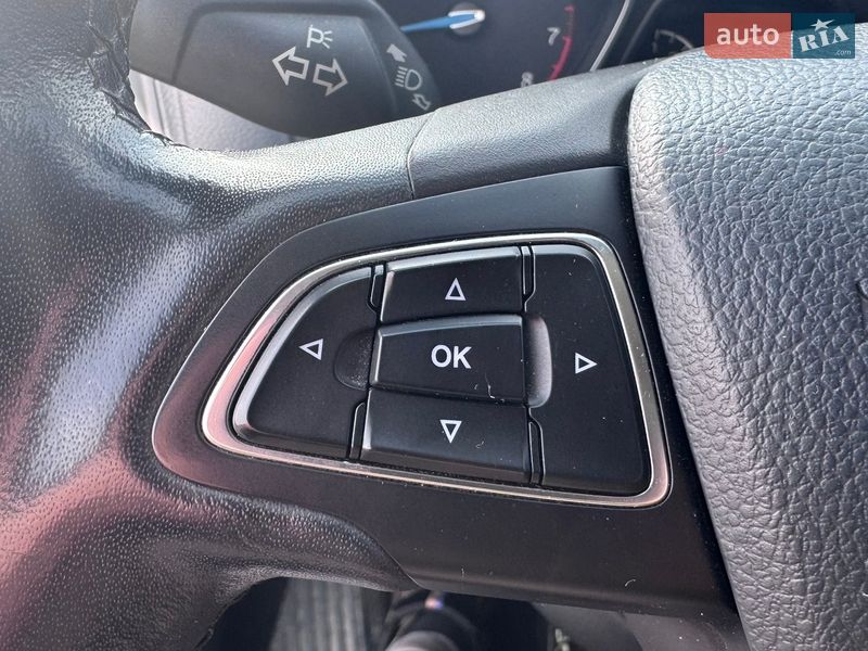 Хетчбек Ford Focus 2017 в Дніпрі фото 19 Хетчбек Ford Focus 2017 в Дніпрі