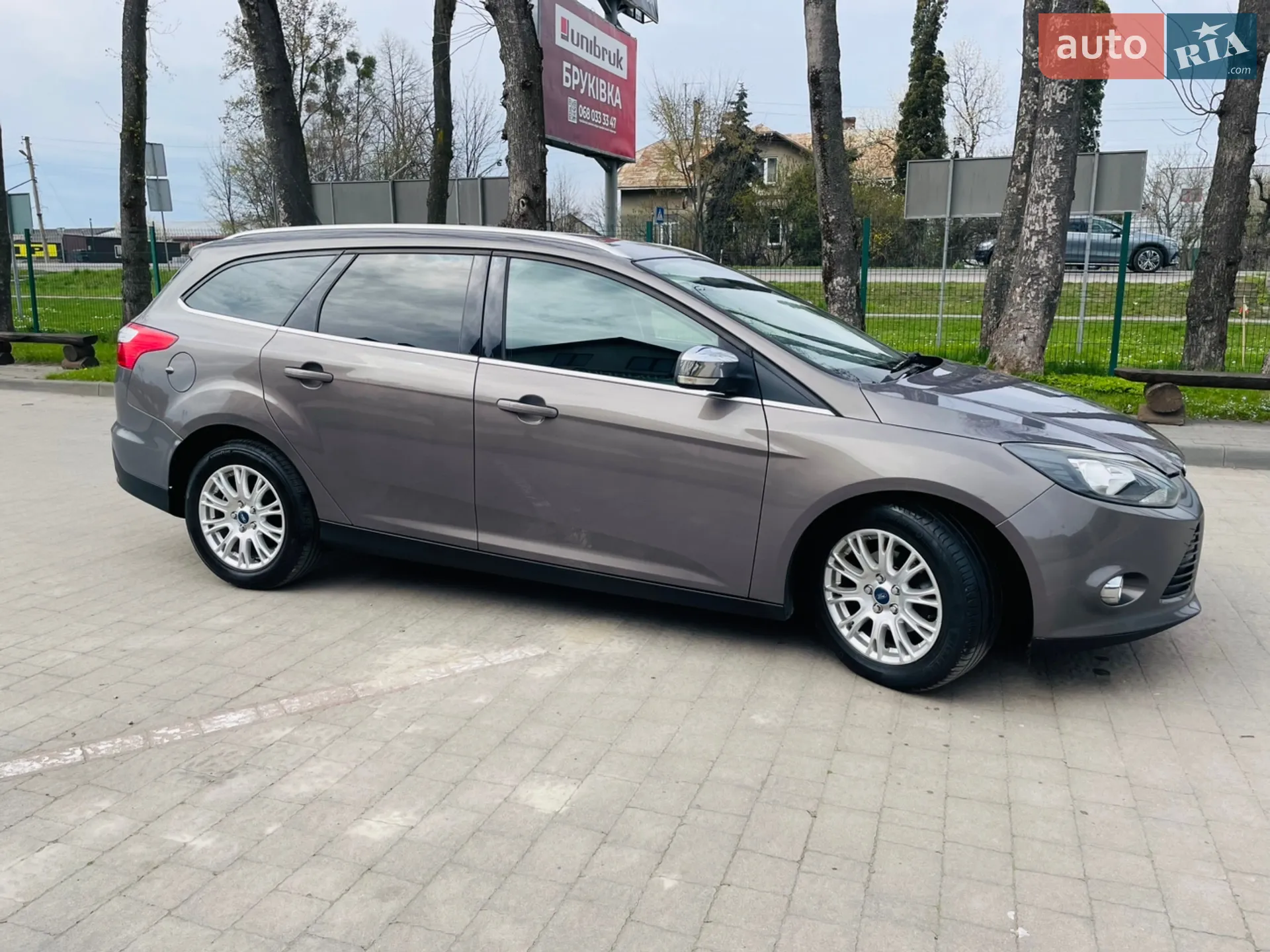 2011 Ford Focus - мініатюра 12