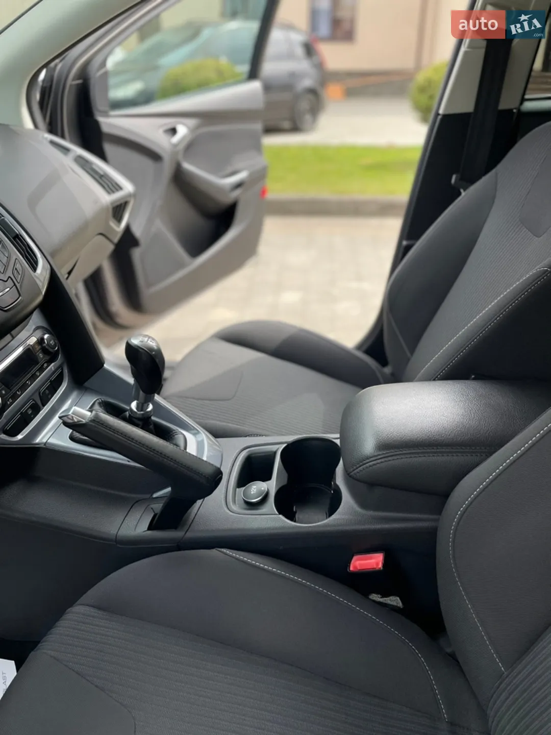 2011 Ford Focus - мініатюра 30