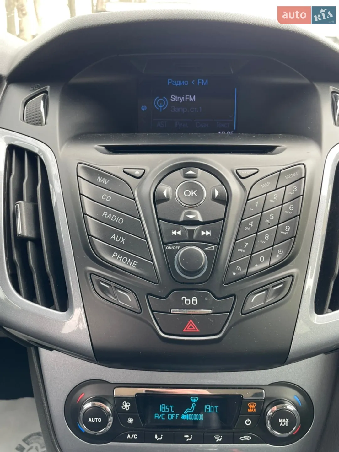 2011 Ford Focus - мініатюра 50