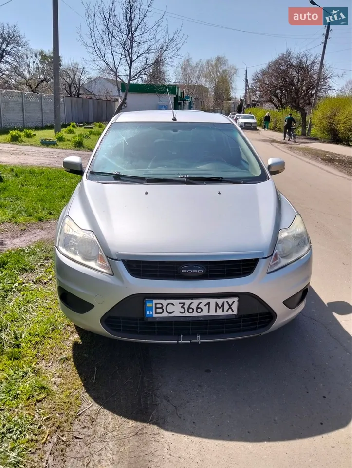 2010 Ford Focus - мініатюра 16