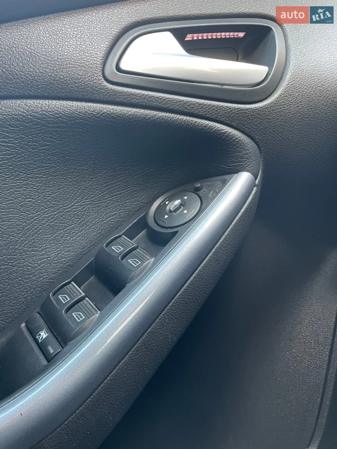 2013 Ford Focus - мініатюра 9