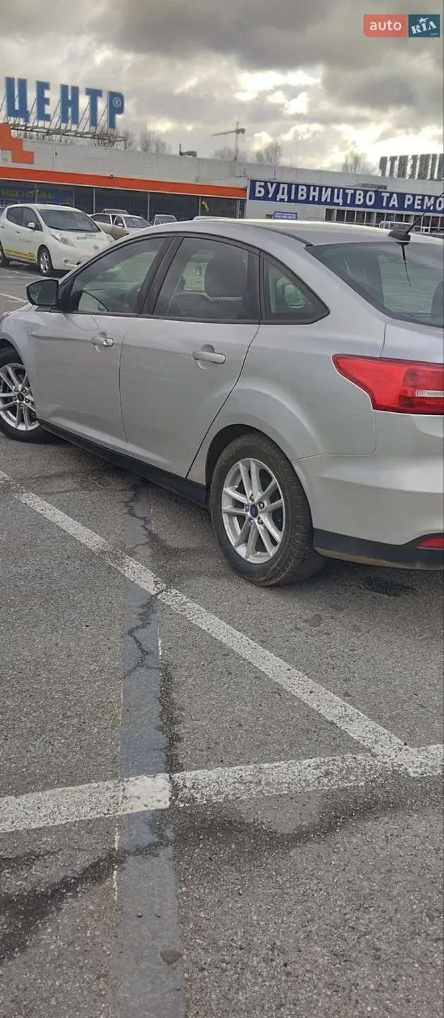 2017 Ford Focus - мініатюра 13