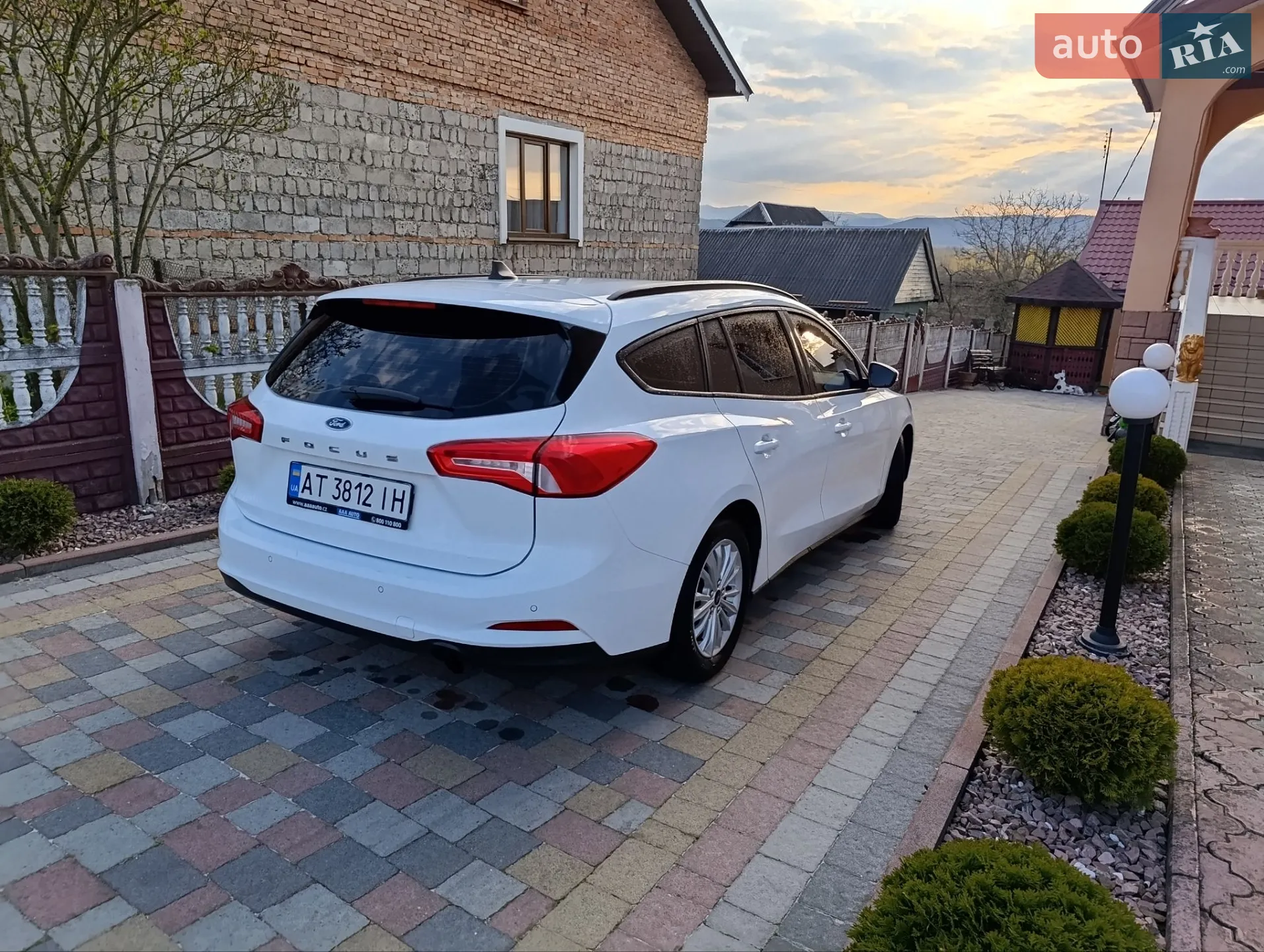 2020 Ford Focus - мініатюра 15