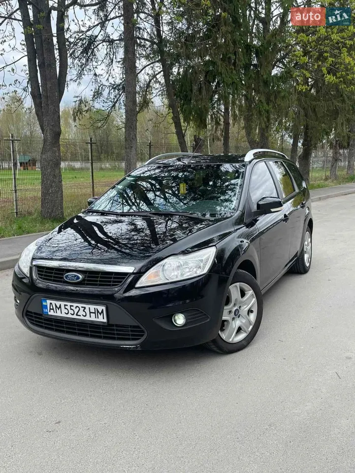 2010 Ford Focus - мініатюра 12