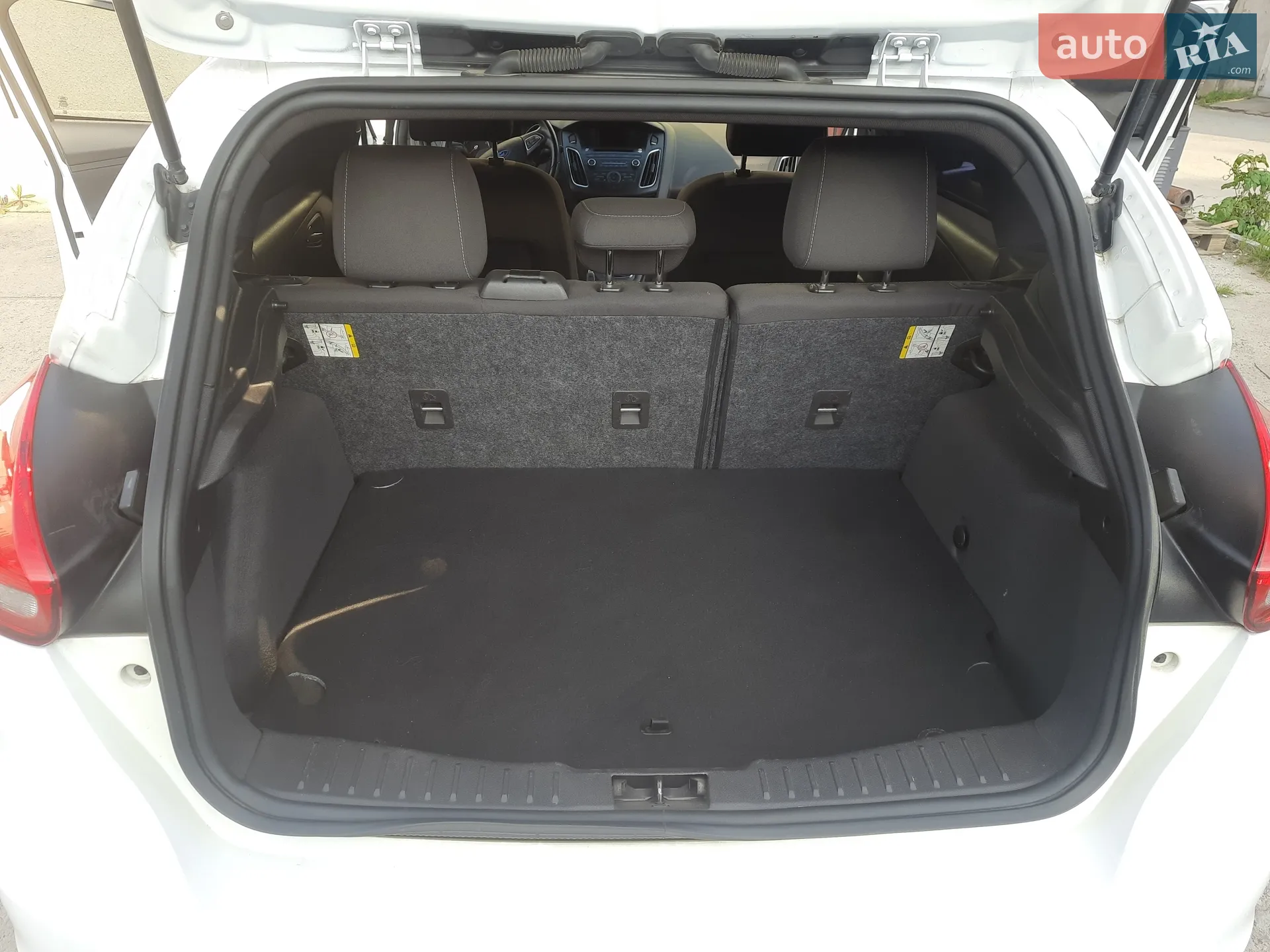 2015 Ford Focus - мініатюра 15