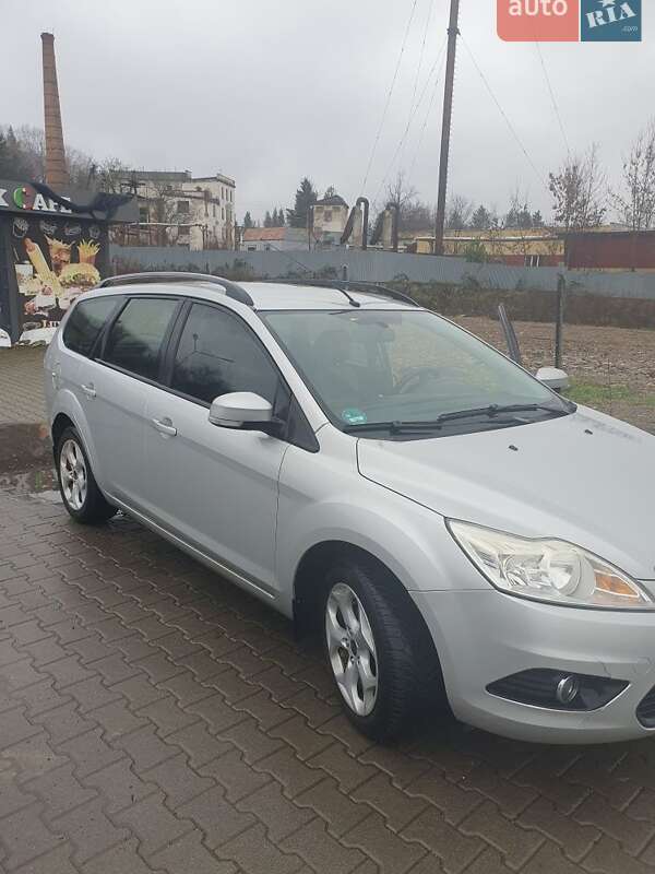 Ford Focus 2010