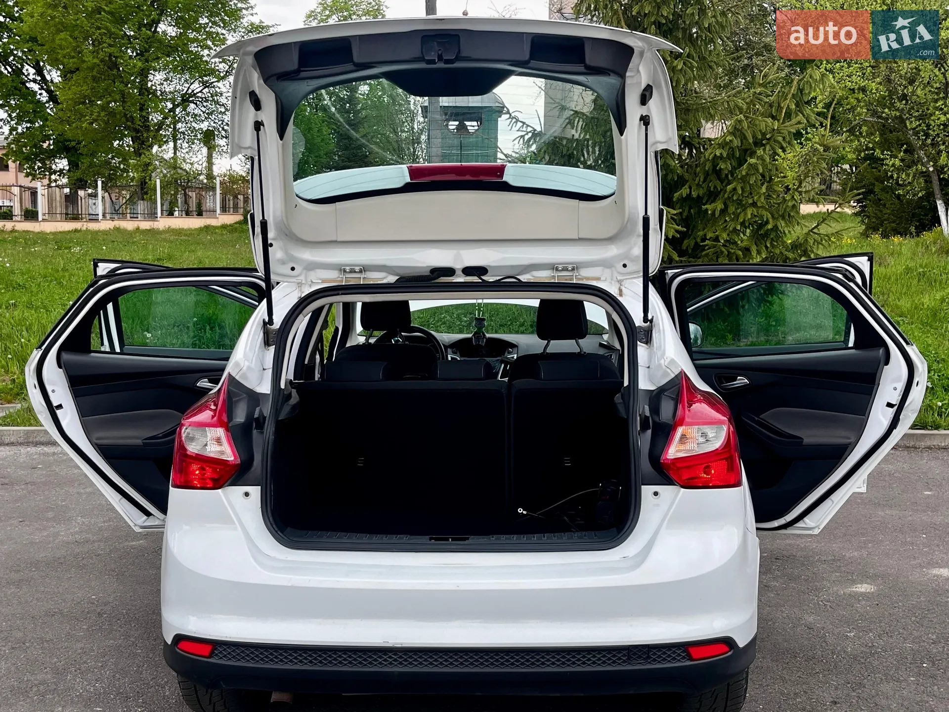 2012 Ford Focus - мініатюра 25