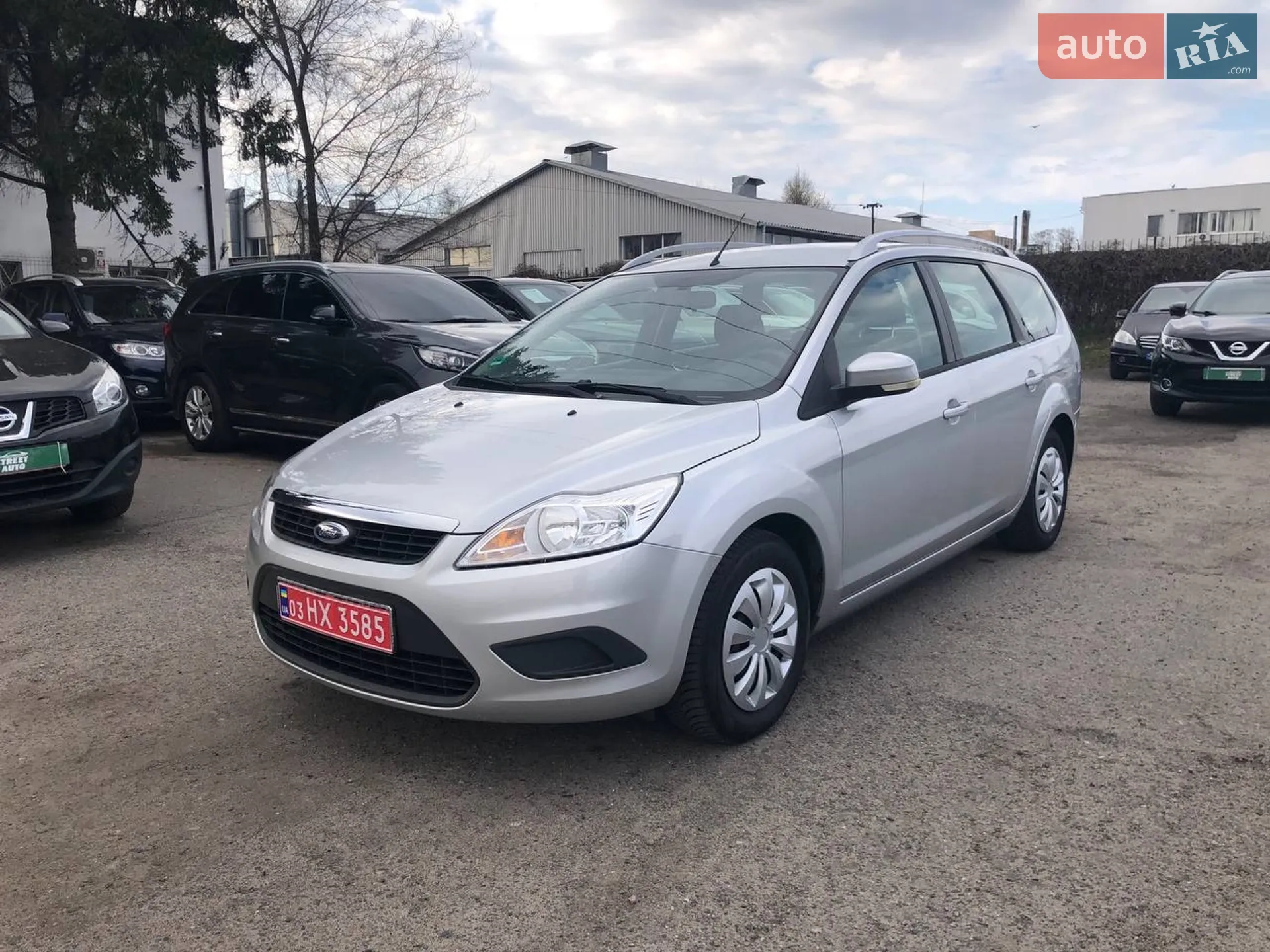 2010 Ford Focus - мініатюра 4