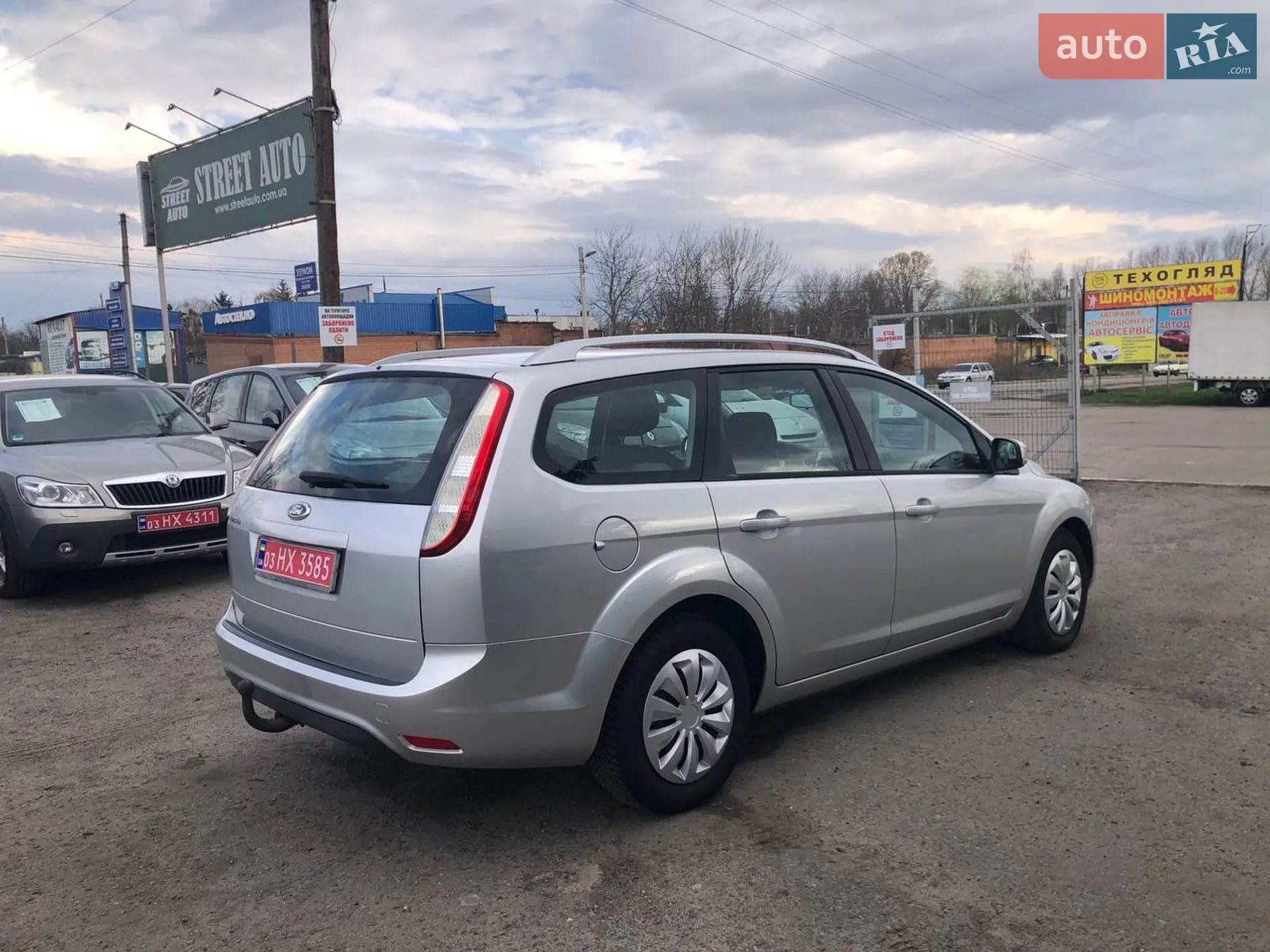 2010 Ford Focus - мініатюра 12