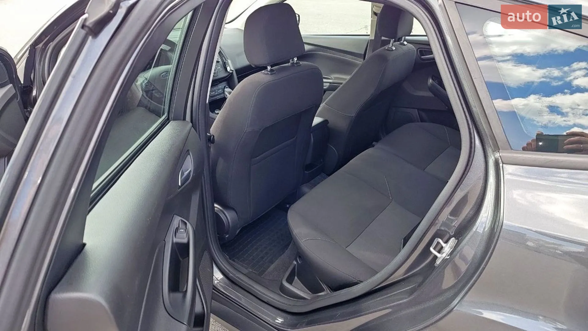 2017 Ford Focus - мініатюра 10
