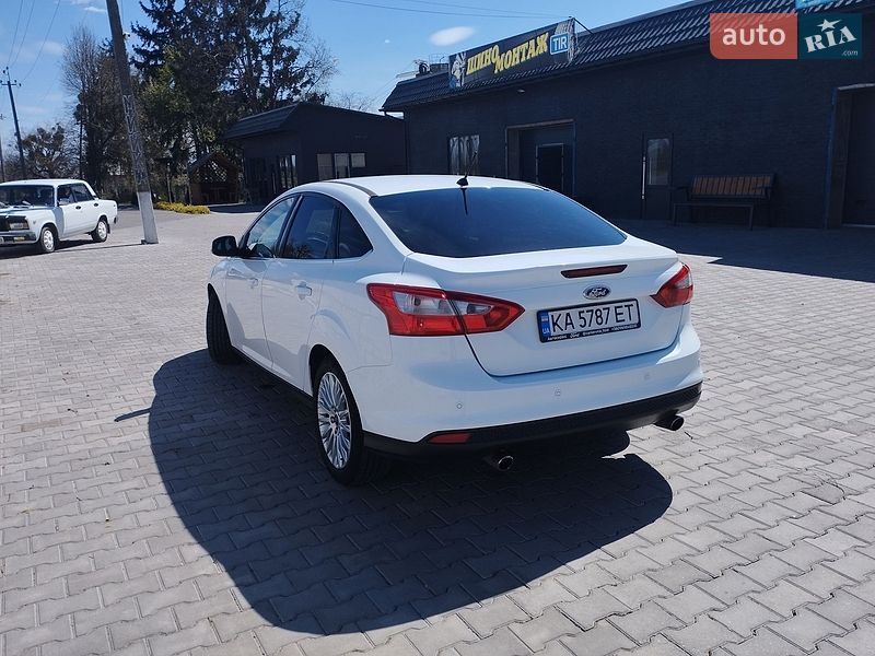 Седан Ford Focus 2011 в Киеве