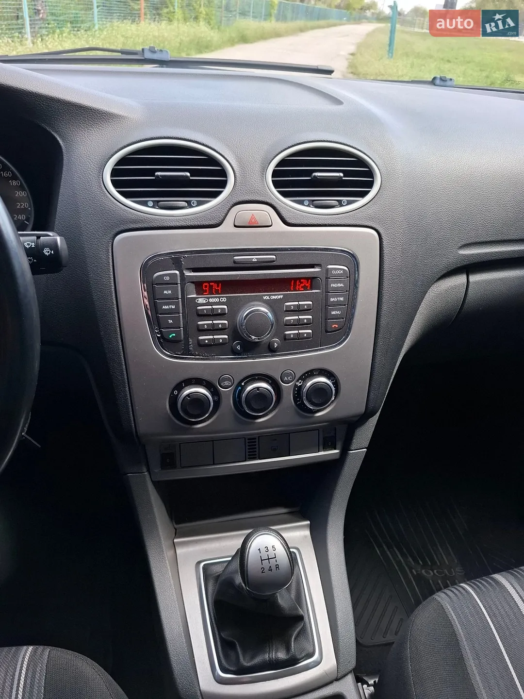 2010 Ford Focus - мініатюра 14