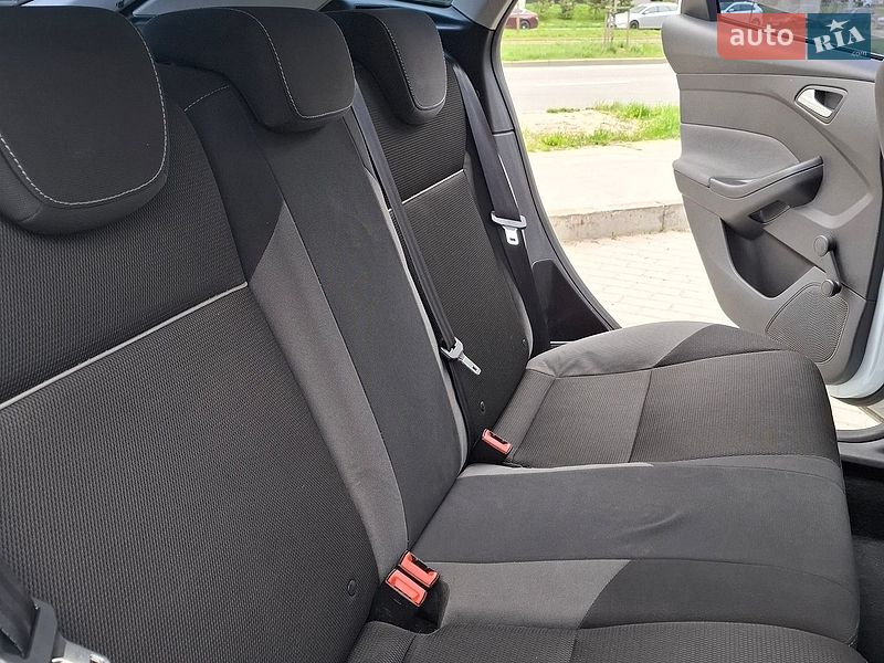 Хэтчбек Ford Focus 2013 в Виннице