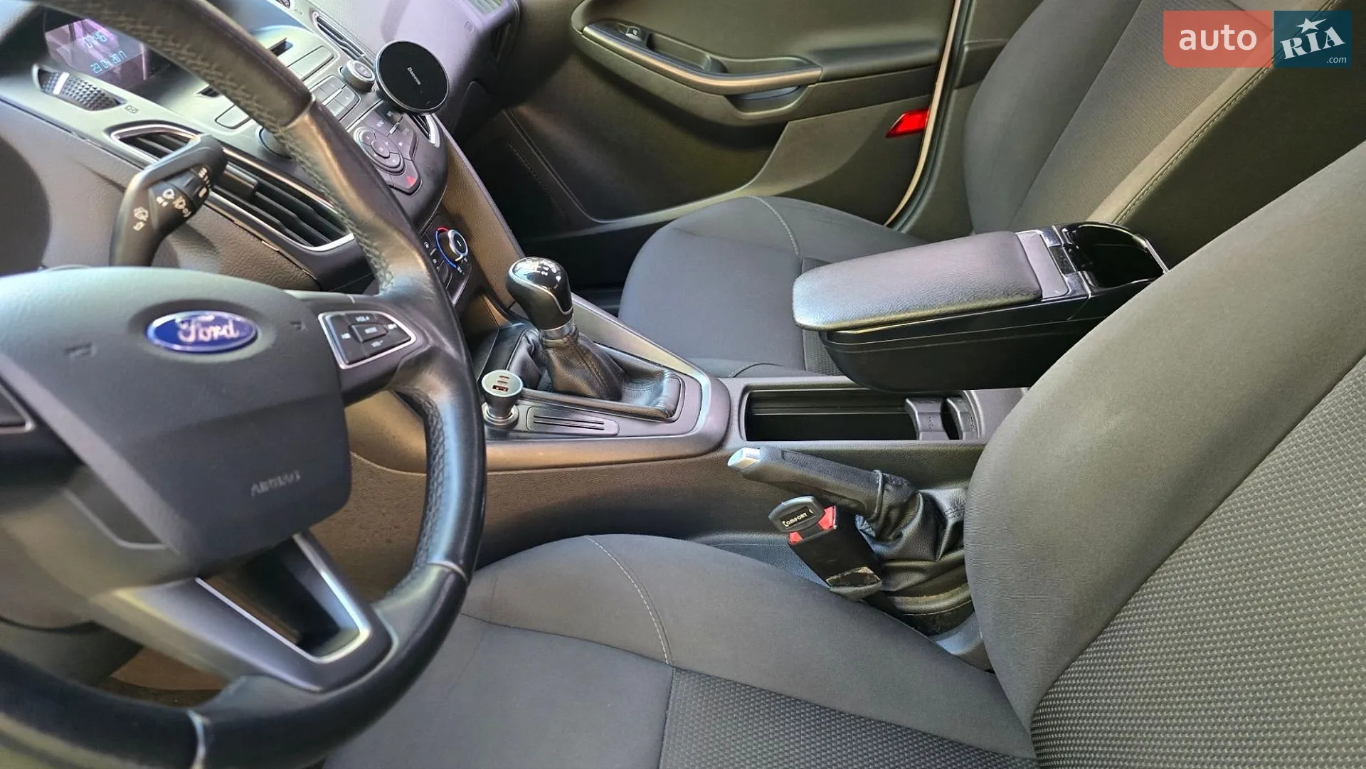 2017 Ford Focus - мініатюра 29