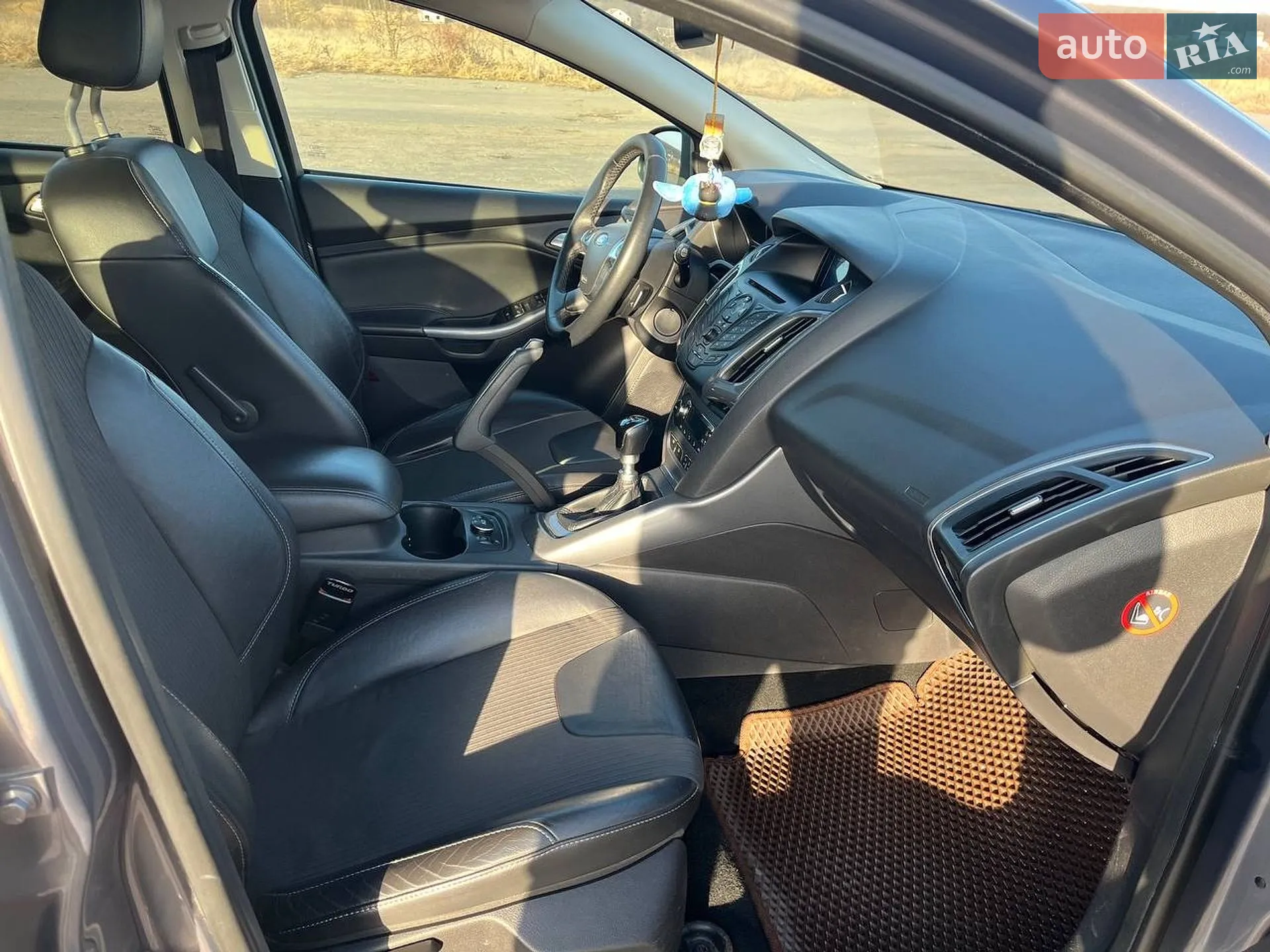 2011 Ford Focus - мініатюра 23
