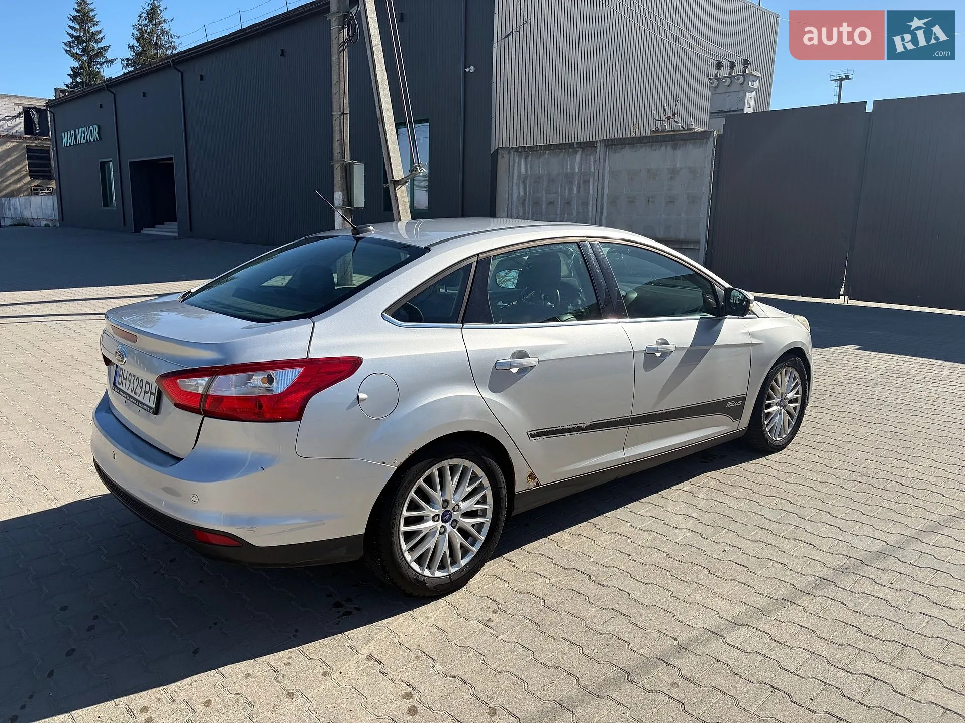 2012 Ford Focus - мініатюра 2
