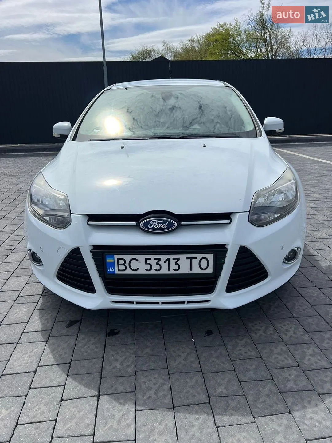 Ford Focus 2013 VIN WF0LXXGCBLDB73745 фото оголошення 2 з 41