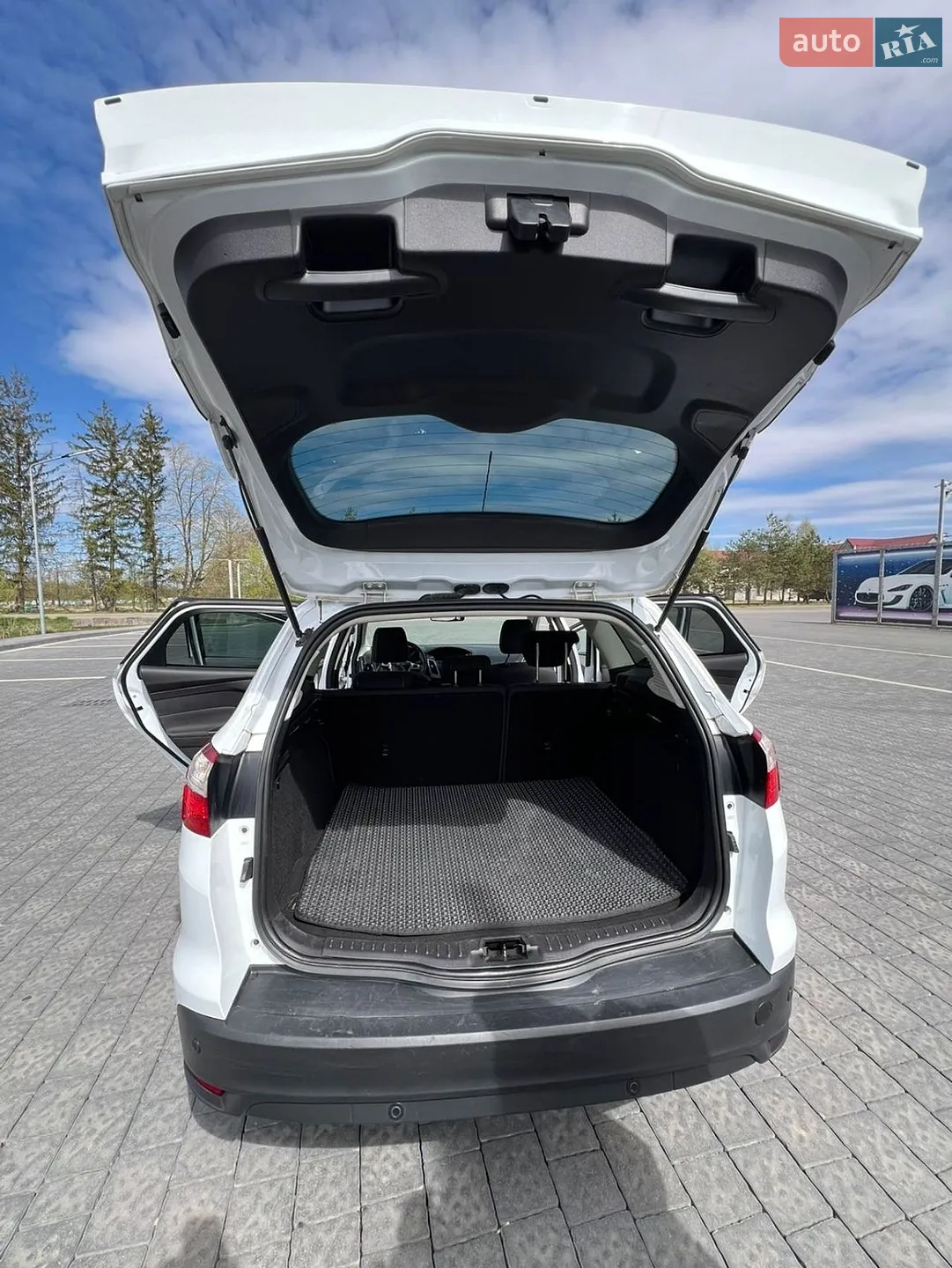 Ford Focus 2013 VIN WF0LXXGCBLDB73745 фото оголошення 39 з 41