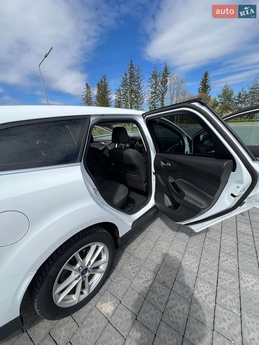 Ford Focus 2013 VIN WF0LXXGCBLDB73745 фото оголошення 36 з 41