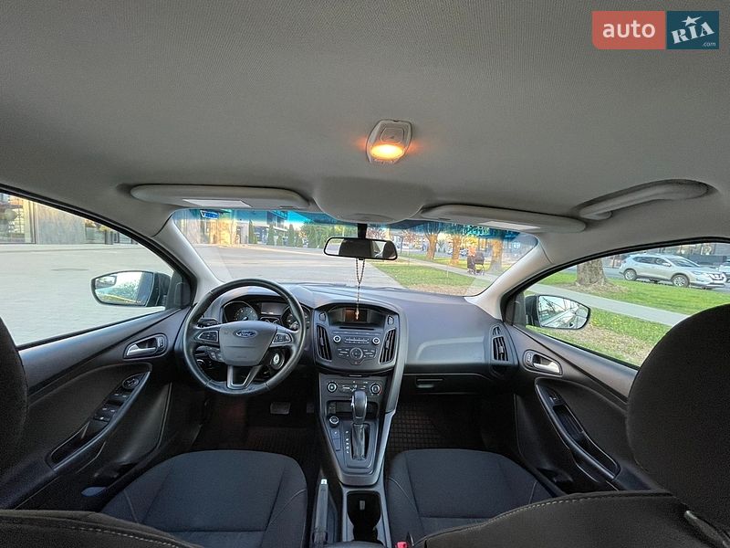 Седан Ford Focus 2017 в Ужгороде
