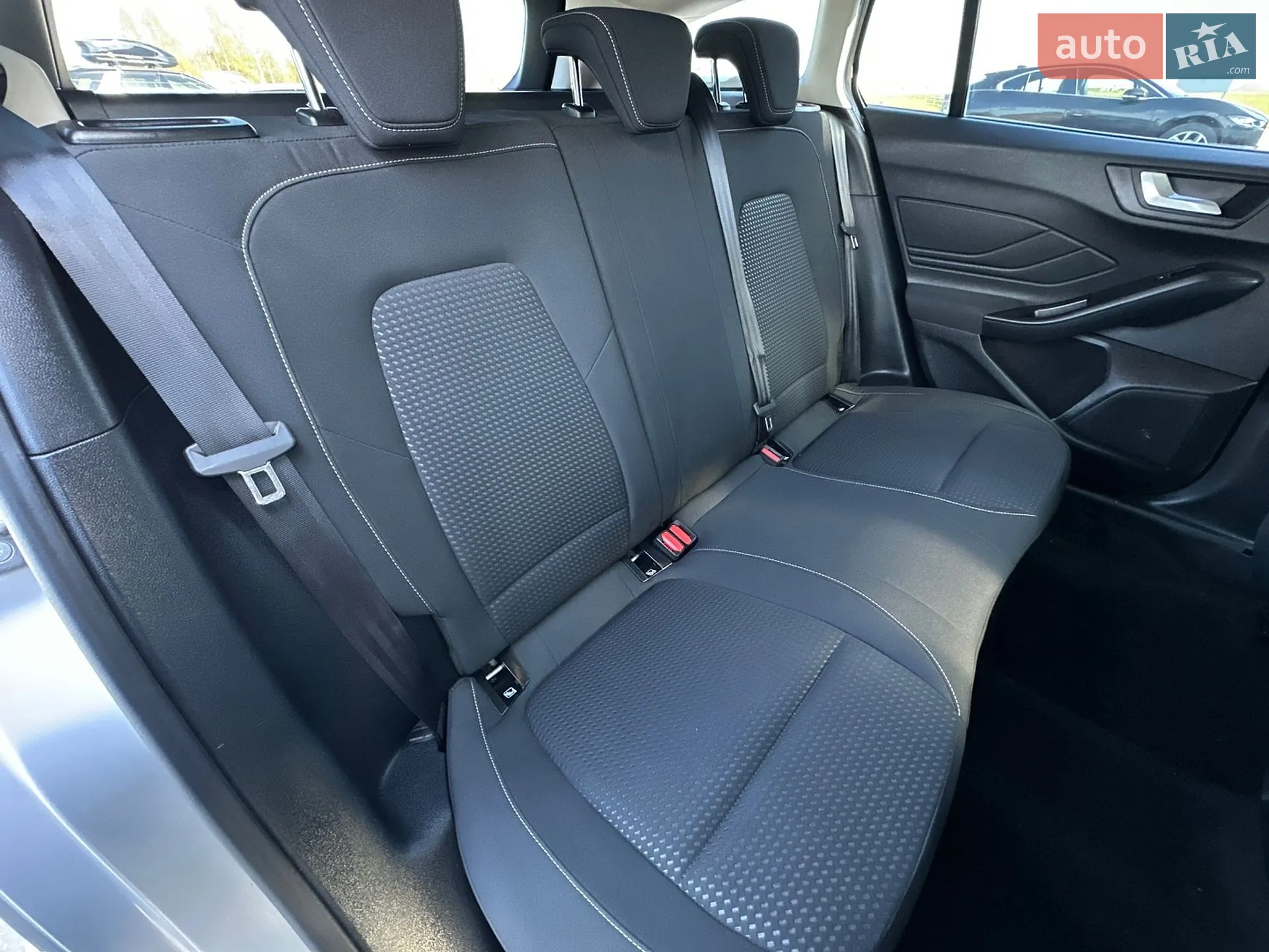 2019 Ford Focus - мініатюра 15