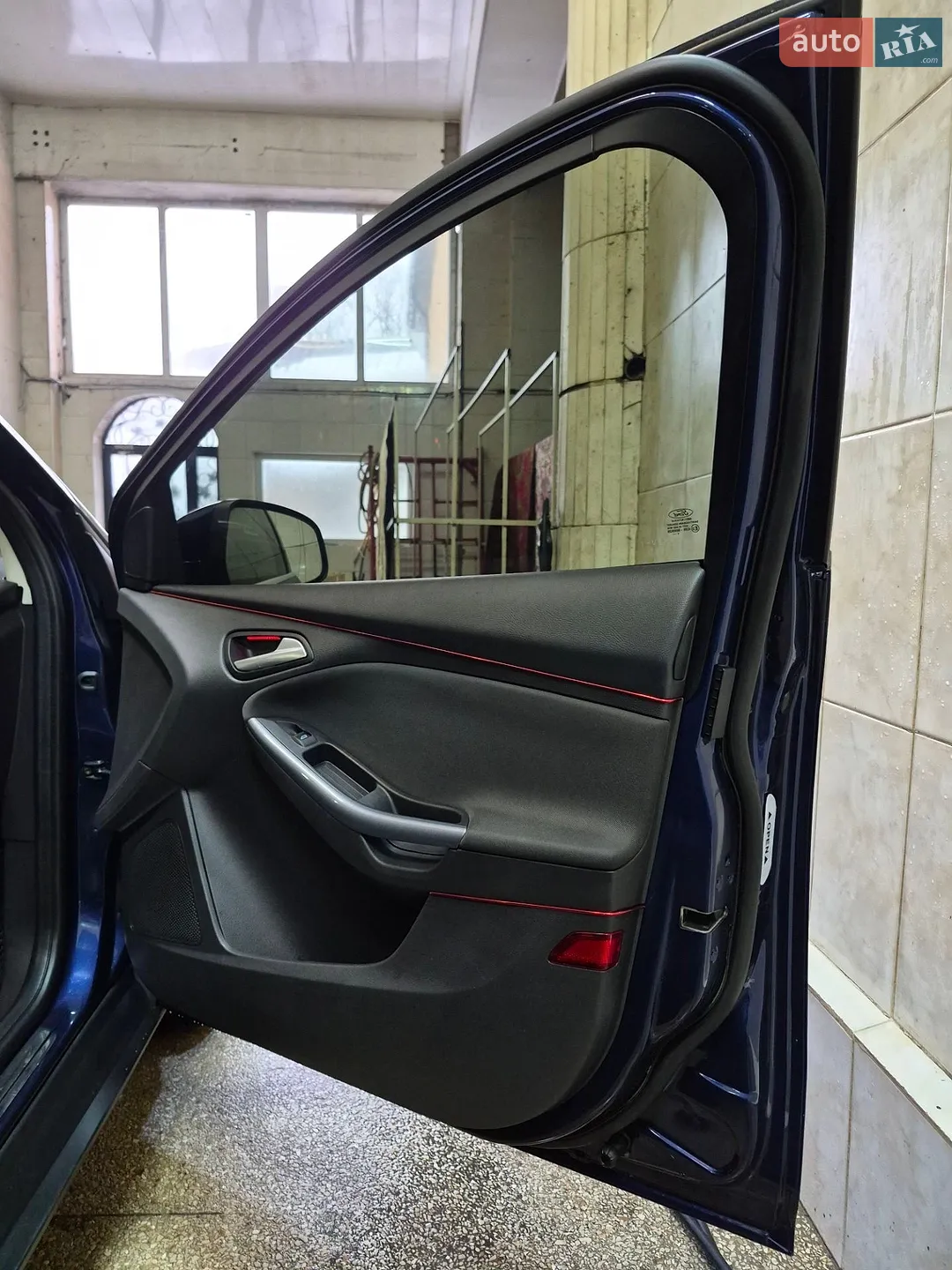 2011 Ford Focus - мініатюра 9