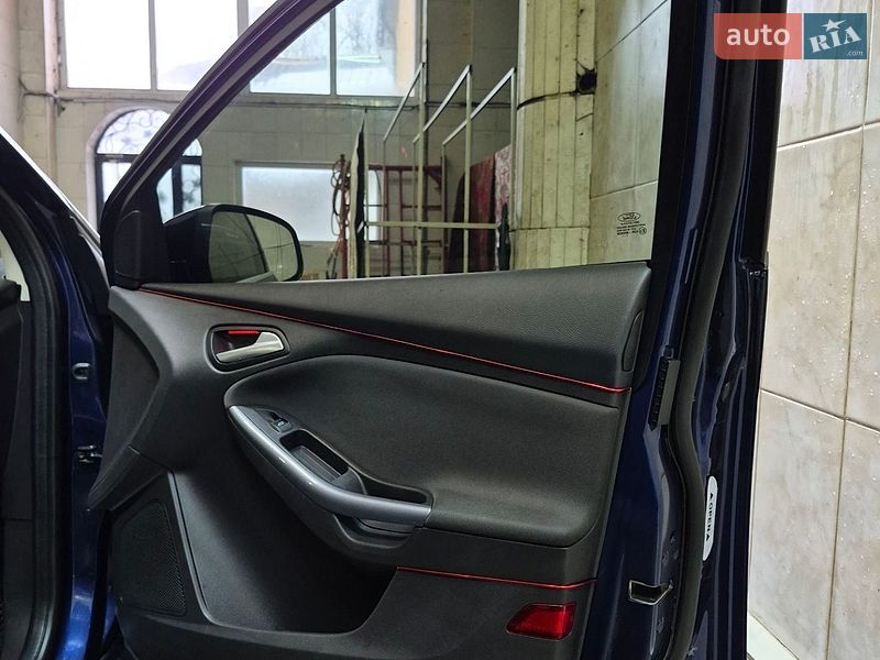Універсал Ford Focus 2011 в Конотопі
