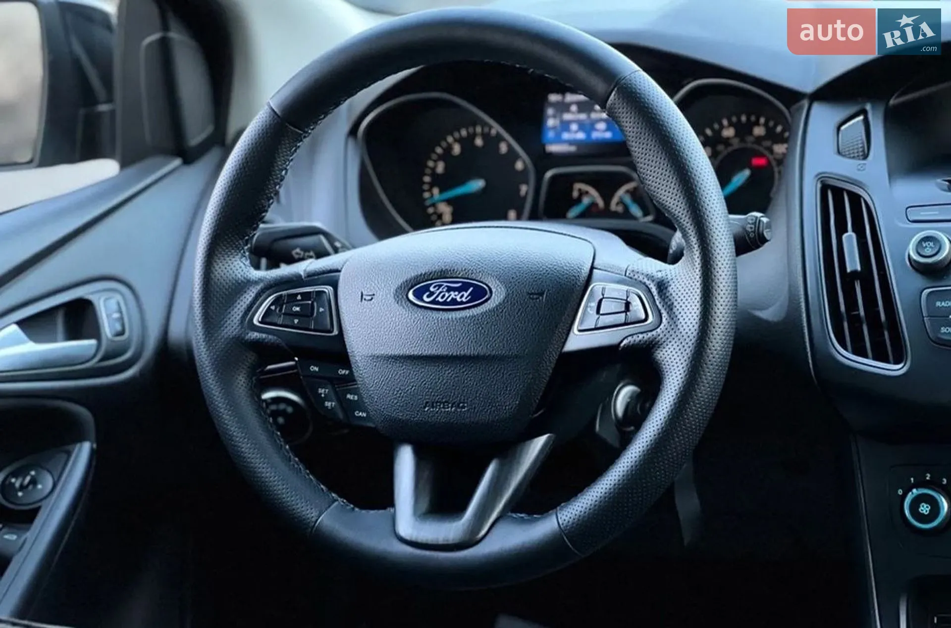 2015 Ford Focus - мініатюра 11