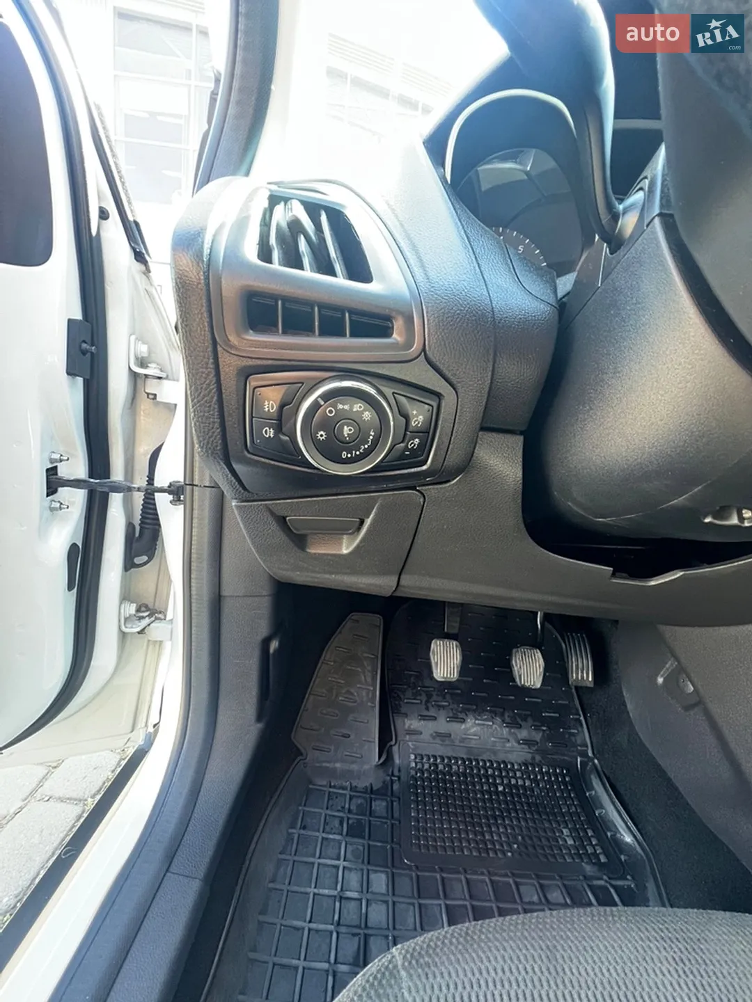 2014 Ford Focus - мініатюра 31