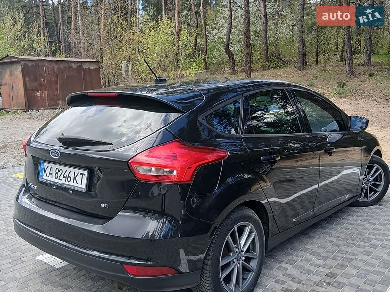 Хетчбек Ford Focus 2015 в Обухові