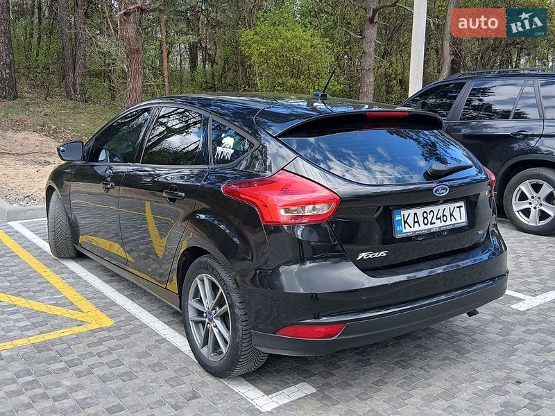 Хетчбек Ford Focus 2015 в Обухові