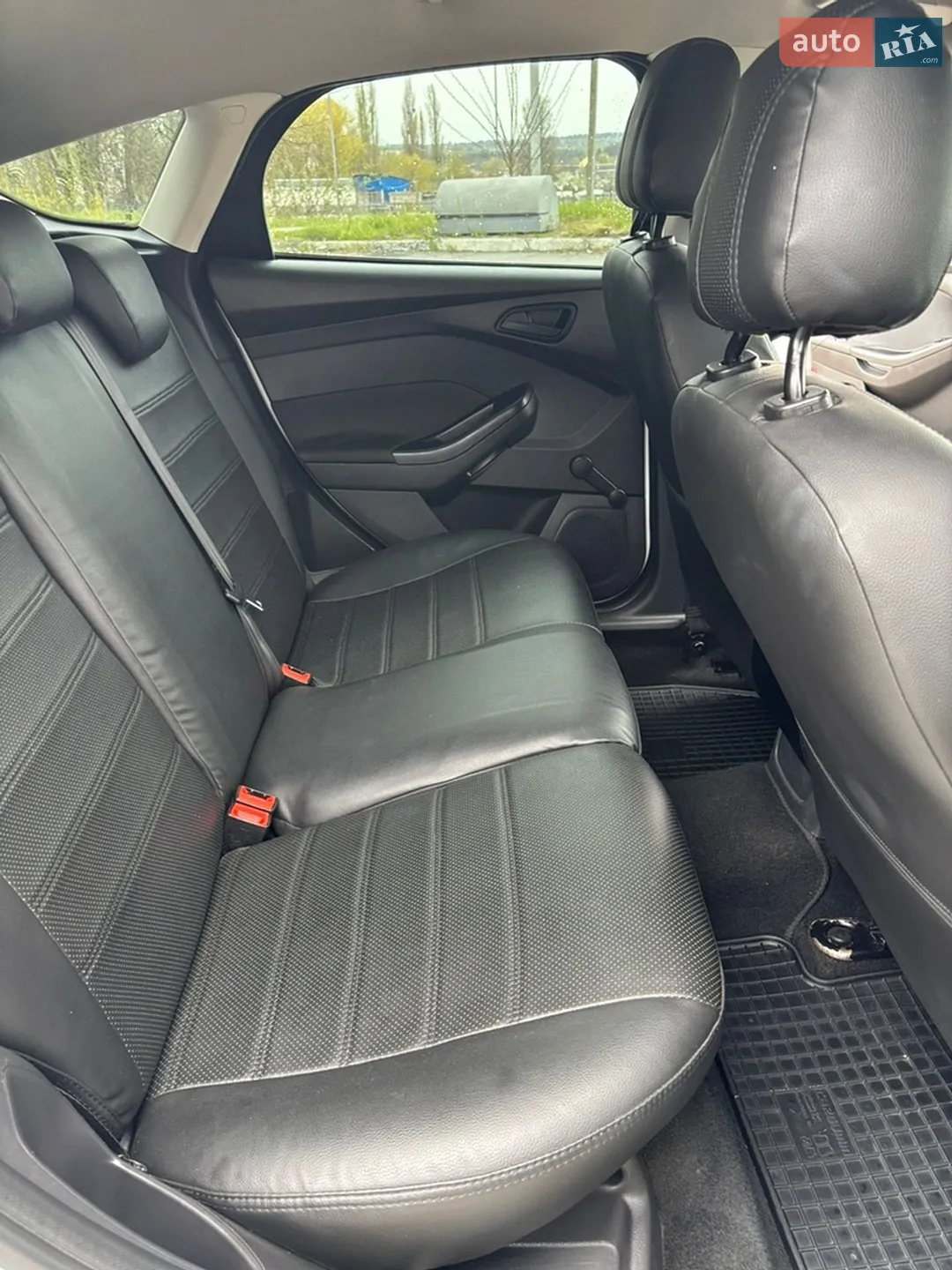 2015 Ford Focus - мініатюра 17