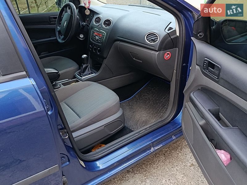 Универсал Ford Focus 2007 в Знаменке