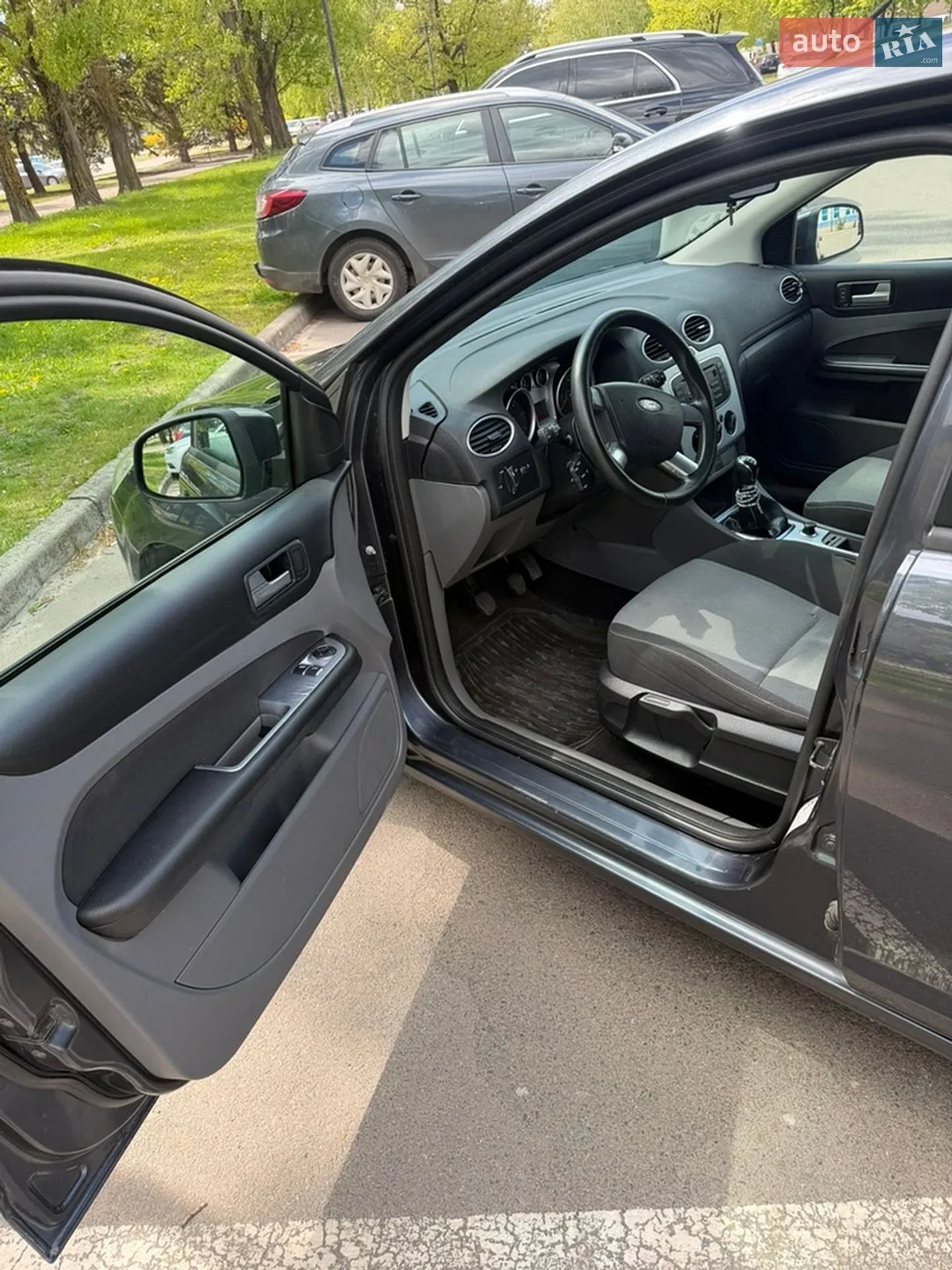 2010 Ford Focus - мініатюра 17