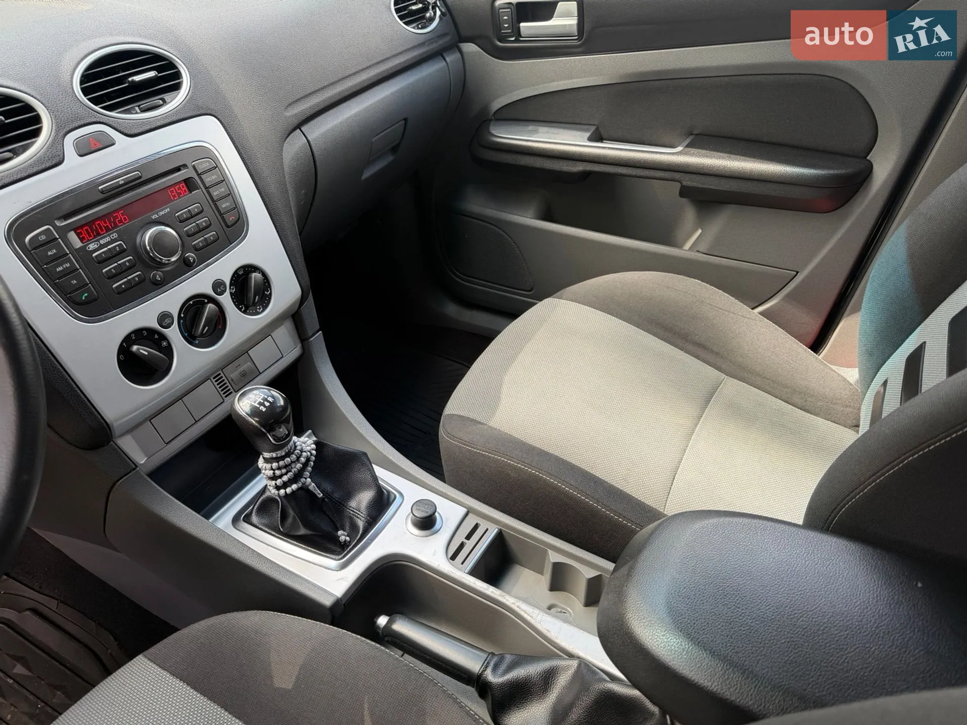 2010 Ford Focus - мініатюра 22