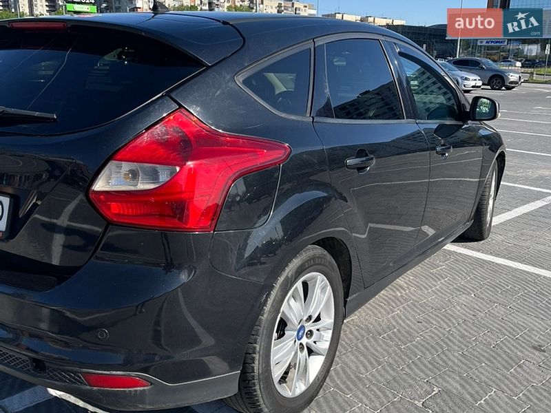 Ford Focus 2011