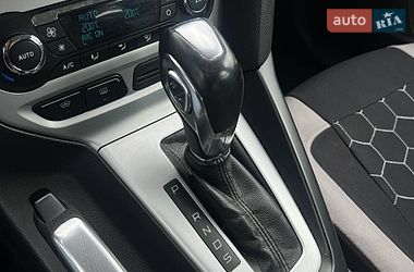 Хэтчбек Ford Focus 2013 в Киеве